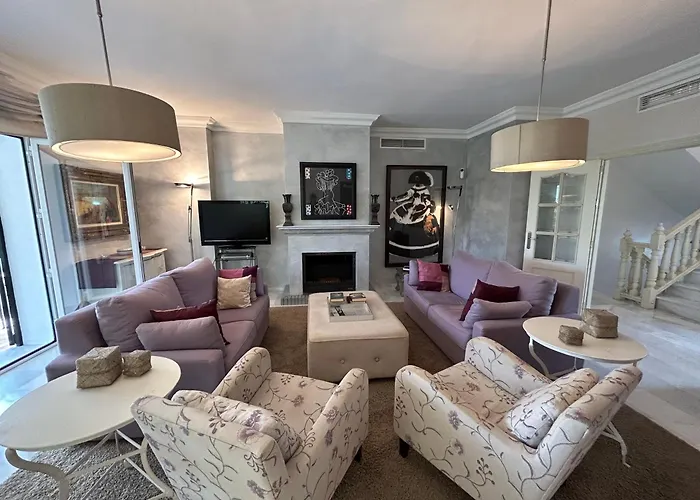 Maisa Luxury By Malaga Planners Будинок відпочинку Марбелья